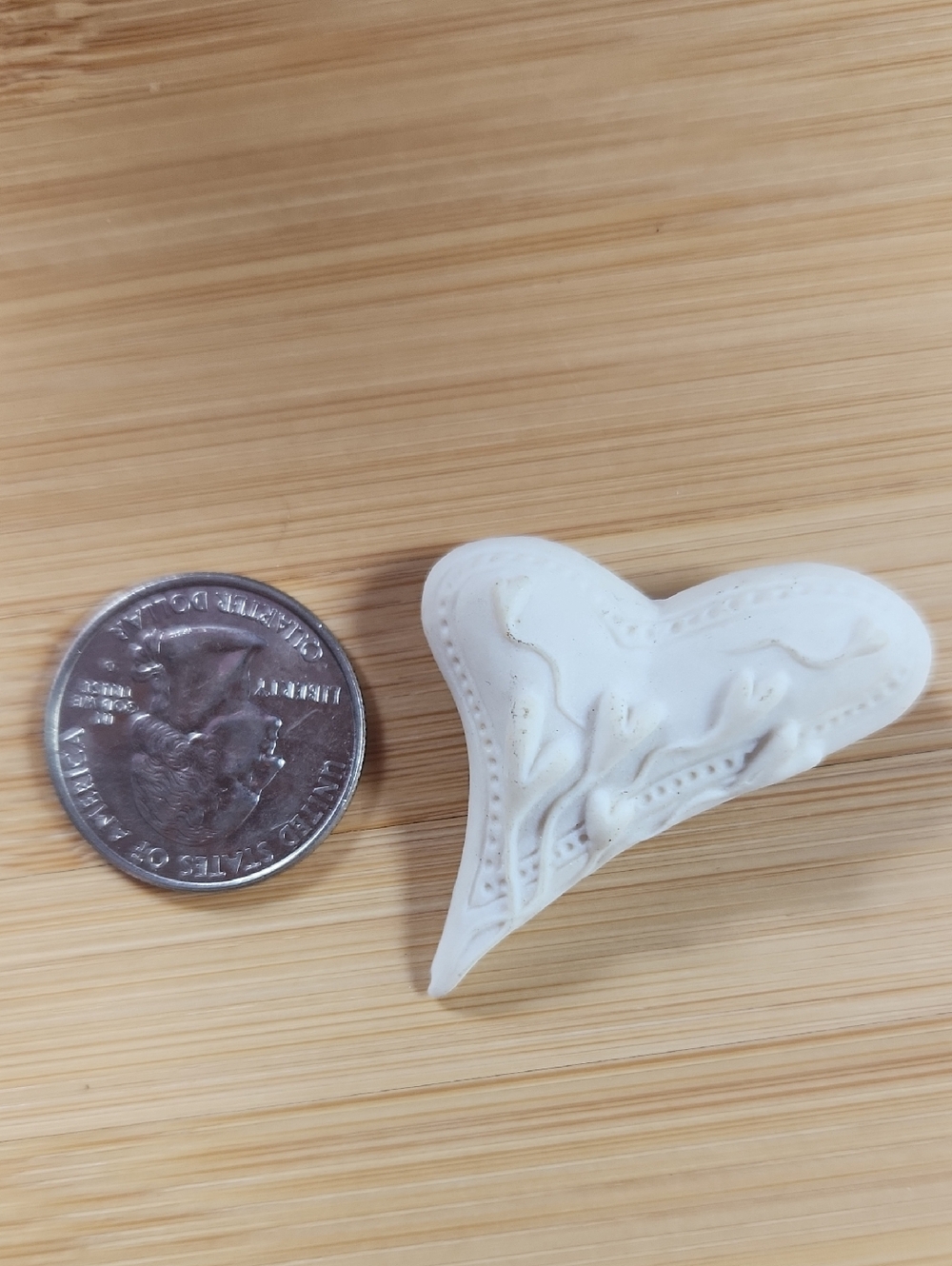 10/$20 Handcrafted White Matte Heart Brooch - Folk Art Relief Design *D6